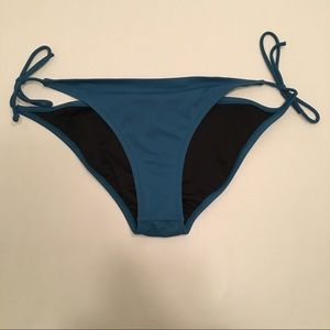 Lands End bikini bottoms size 10-12